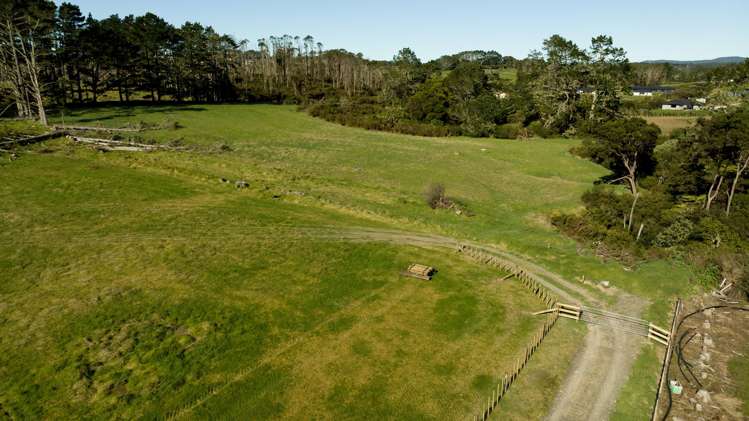 2/123 Nelson Road Taupaki_18