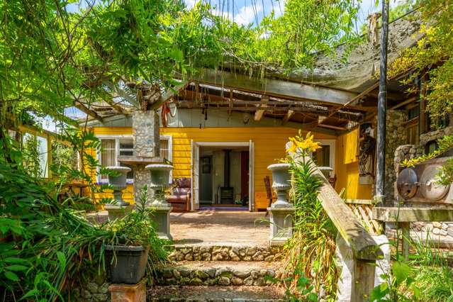 Riverstone Cottage - Ripe for Renovation