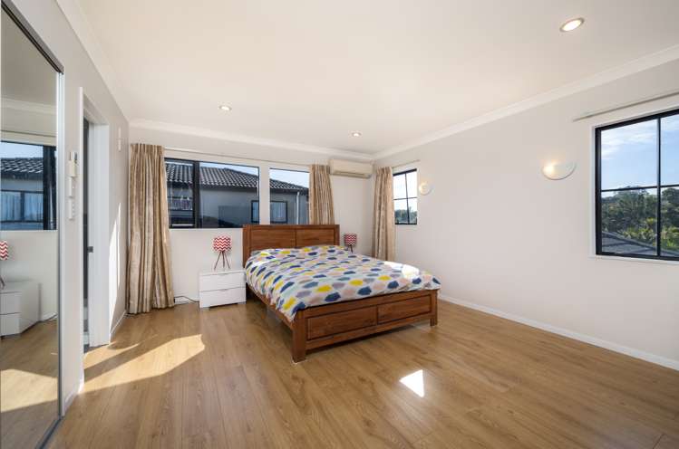 6 Manning Rise Flat Bush_13