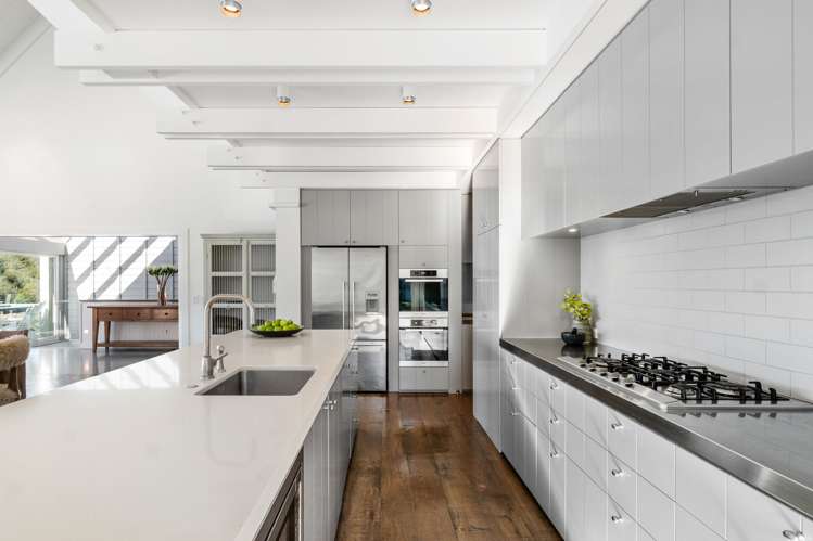 729 Orapiu Road Waiheke Island_24