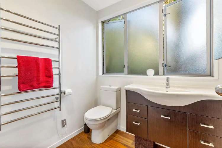 184 Huia Road Titirangi_13