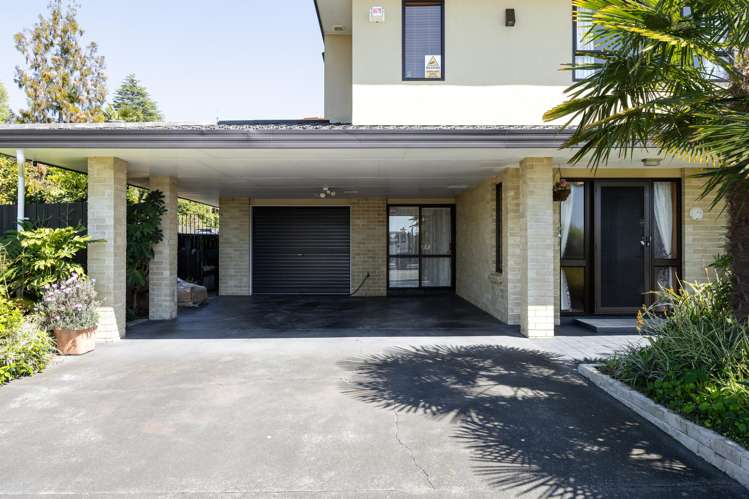 54 Ngarimu Crescent Taradale_14