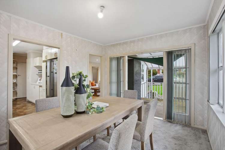 16 Sylvan Crescent Te Atatu South_3