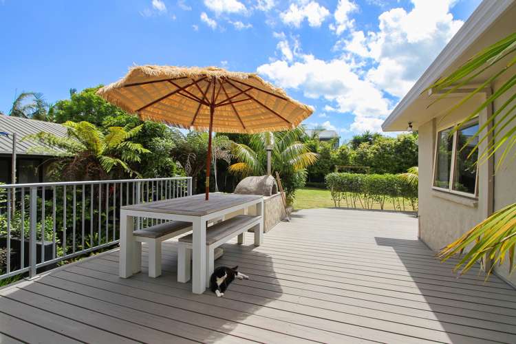 27 Stella Drive Clarks Beach_37