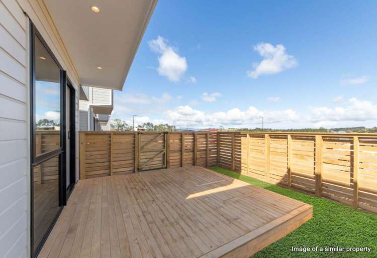 18 Greenbrier Street Westgate_15