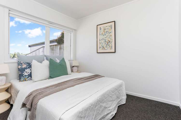 2/8 Paul Place_4