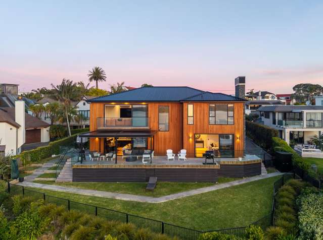 Luxury coastal living in Half Moon Bay