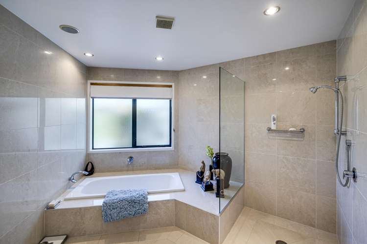 8 Saint Hill Lane Havelock North_13