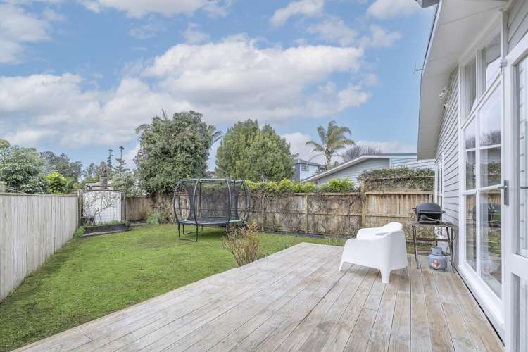 12b Brennan Avenue Te Atatu Peninsula_10