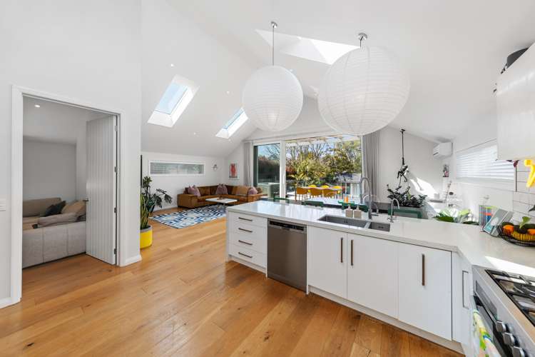 6 Wainoni Avenue Point Chevalier_18