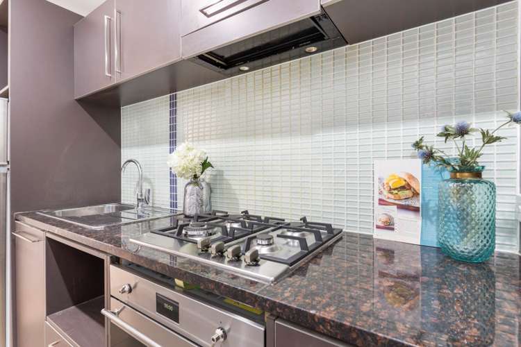 102/4 Wagener Place Mt Albert_7