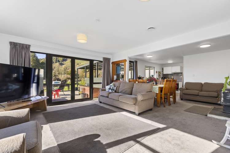 496 Waikaka Road Matiere_8