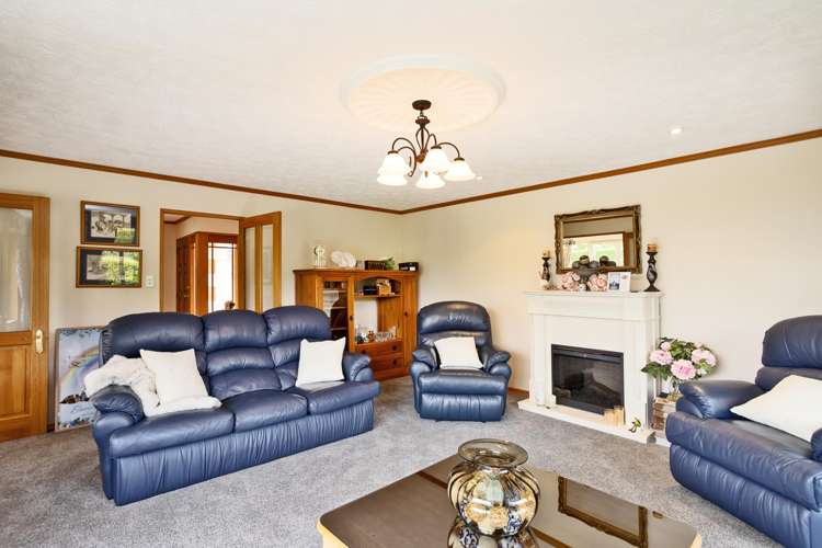 39 Spence Avenue Otatara_17