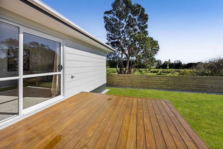 84A Strange Street Waitara_36