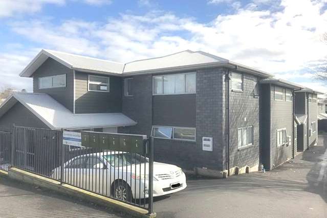 1/2 RM C Palmerston Street