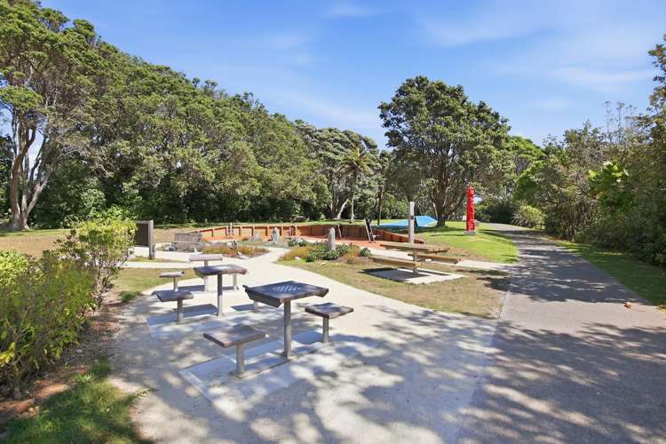 5 Kawaroa Close New Plymouth_29