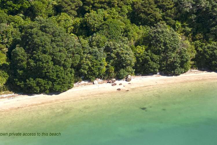 2075 Wyuna Bay Road_2