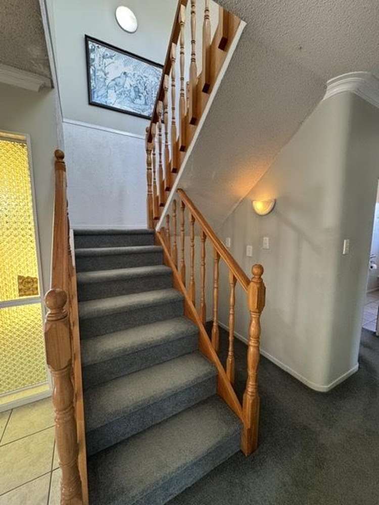 111 Cobham Drive Hamilton East_16