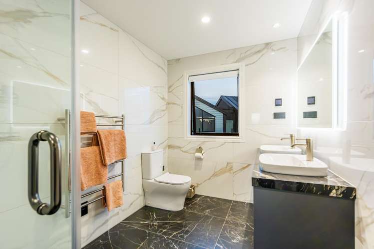 2 Taku Close Long Bay_25