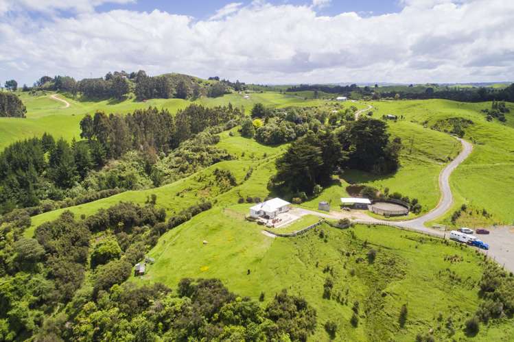 648 Finnis Road Pohangina_3