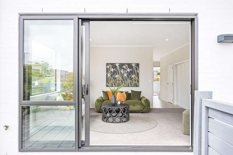 38 Roundel Crescent Whenuapai_11