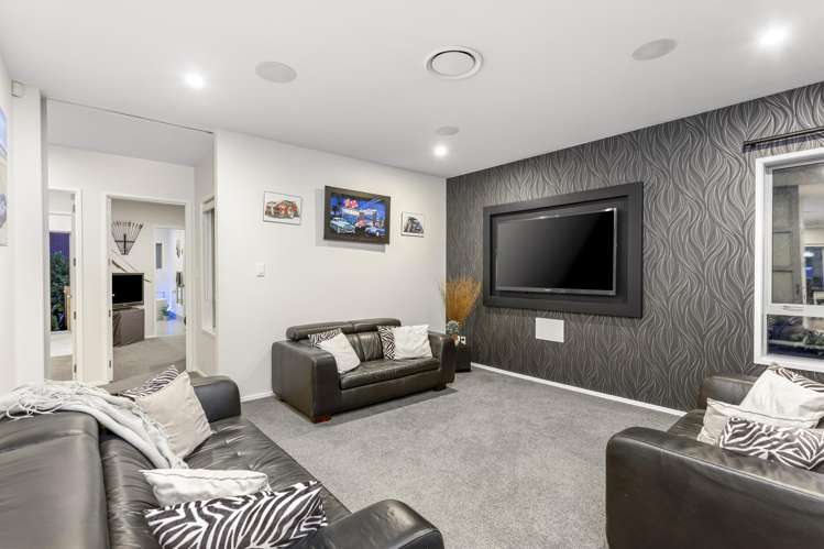 9 Tauwaka Crescent Riverhead_11