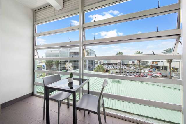 304/17 Amersham Way Manukau_2