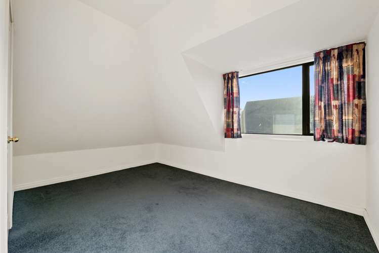 2/50 Crofton Road Harewood_8