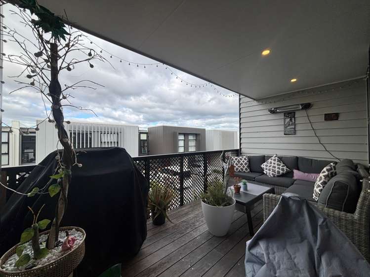 3 Kaiwawao Lane Hobsonville_16