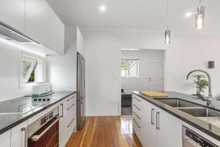 33 Clayburn Road Glen Eden_7