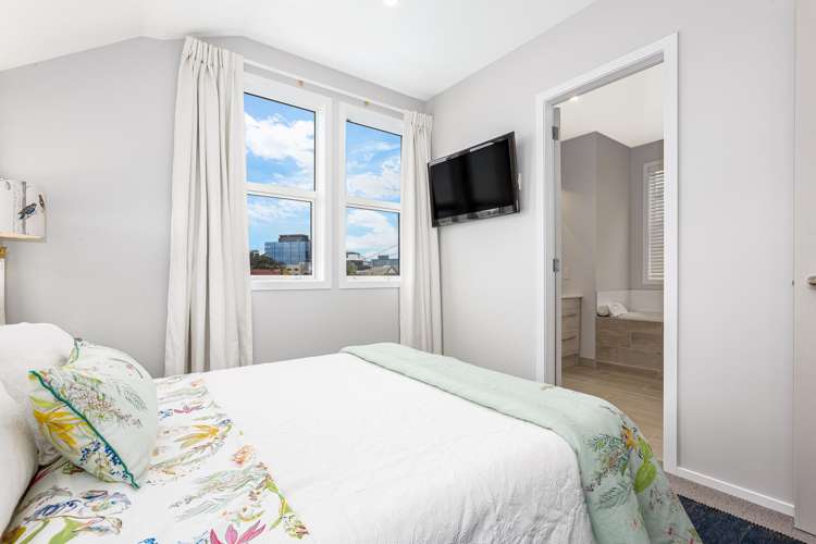 5A Torless Terrace Thorndon_18