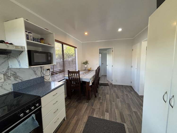 1 Banff Way 10820_9