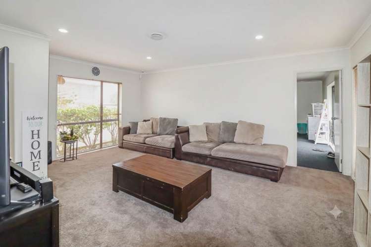 41 Secoia Crescent Mangere_3