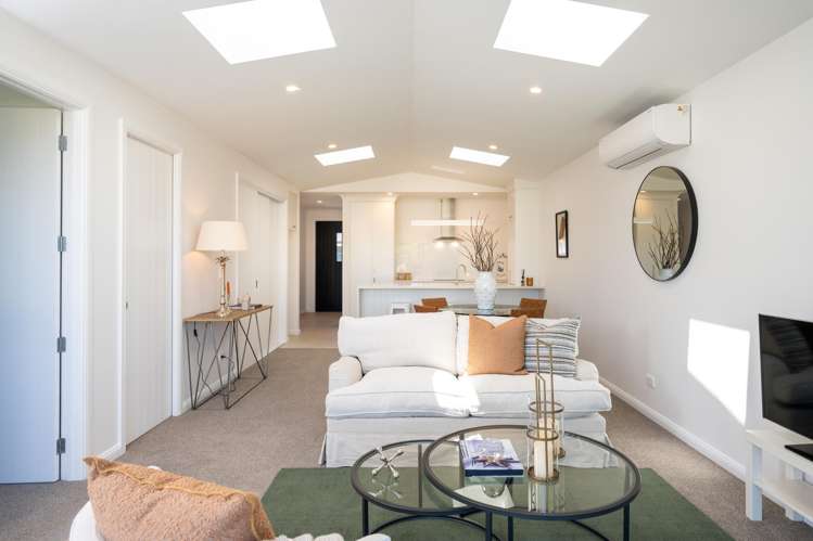 45 Read Crescent, ELM, Willowbrook Community Clive_7