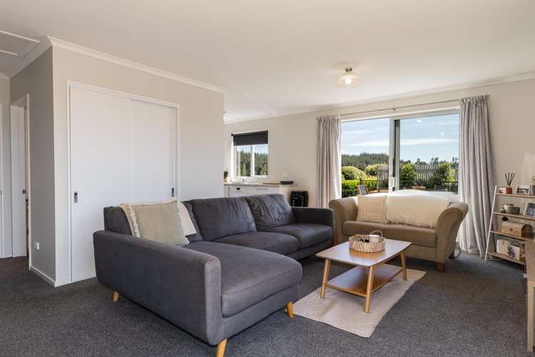 22 Eban Road Redwood Valley_13