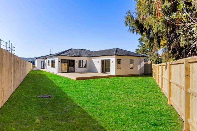 167 Otuwairoa Esplanade Opaheke_29