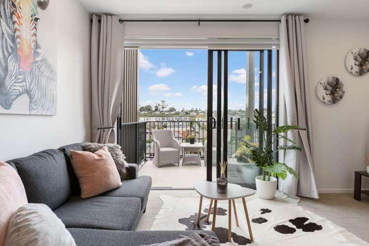 404/3 Bluegrey Avenue Stonefields_9