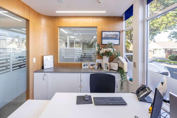 Unit G/422 Lake Road Takapuna_19