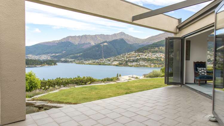 8 Garland Terrace Kelvin Heights_24