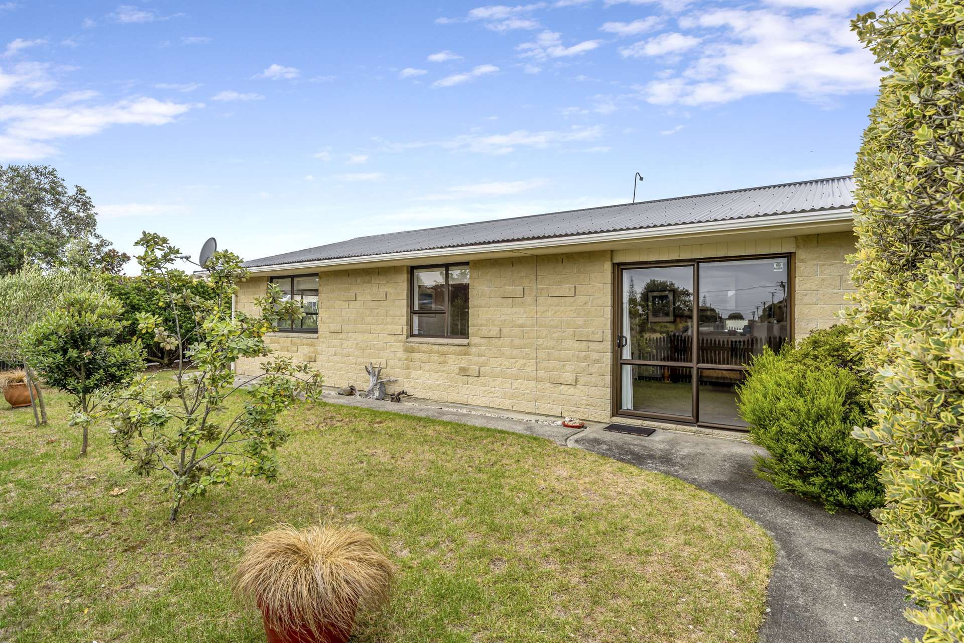 44 Norfolk Crescent Otaki Beach_0