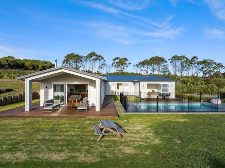 6 Kohatu Roa Way Mahurangi East_36