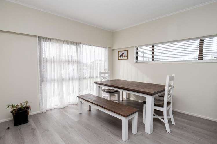 2 McQuarrie Place Ngatea_3