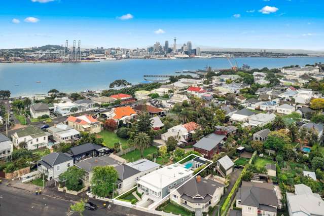 9 Shoal Bay Road Devonport_4