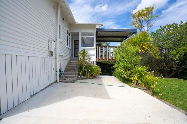 9 Hutchinson Avenue New Lynn_21