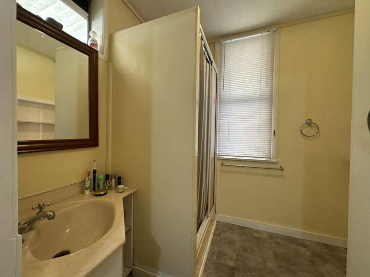 48 Hoffman Street Hokitika_16