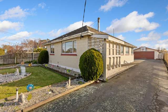 169 Gilberthorpes Road Hei Hei_1