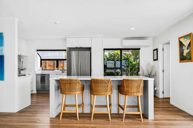 38 Elliston Crescent Stanmore Bay_3