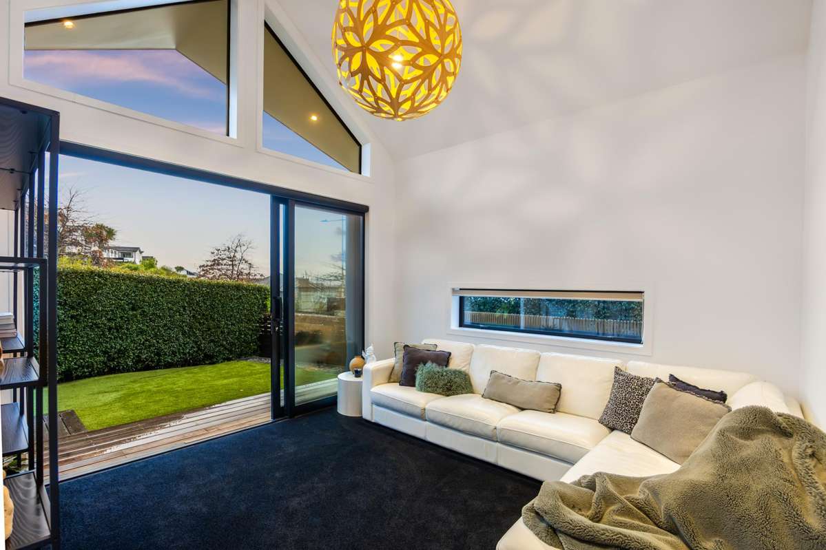 16 Tuatini Place_4