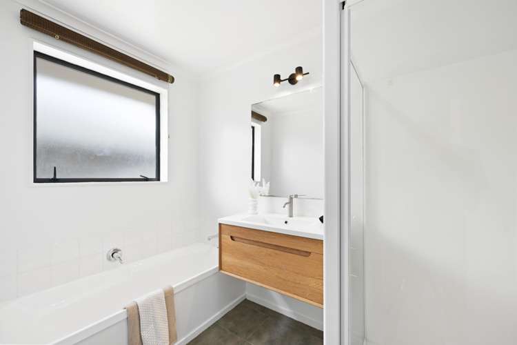 8 Gracefield Place Huntington_11