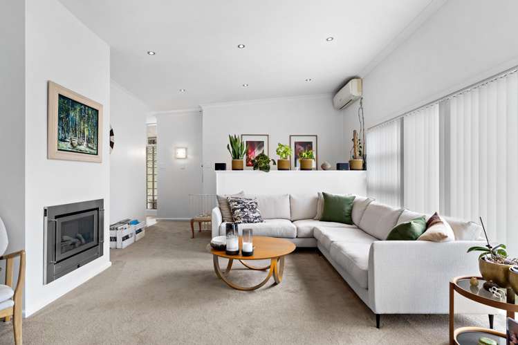 7 Rauhuia Crescent Parau_10